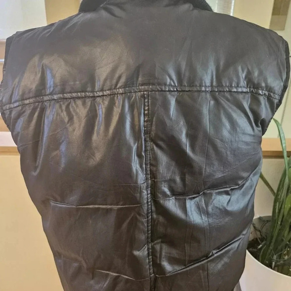 GUESS Black Full Zip Insulated Down Quilted Puffer Moto Vest Women's Size M - Picture 4 of 4